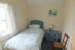 holly-bedroom2